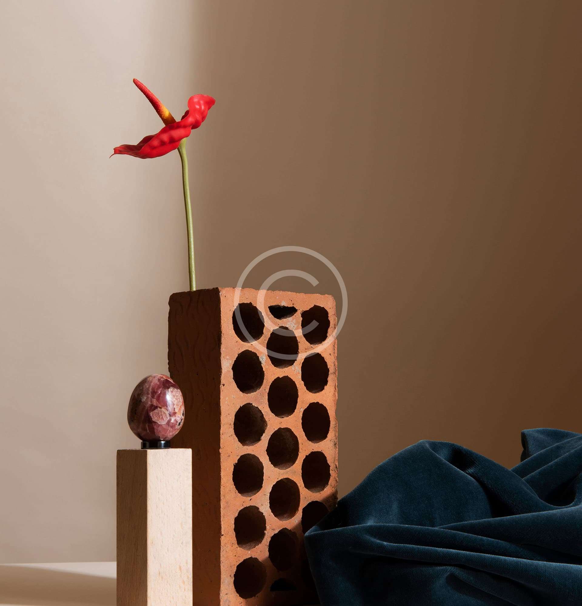 Custom img 02 copyright